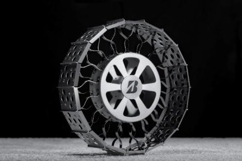A Model balancing Lower Weight and Traversability